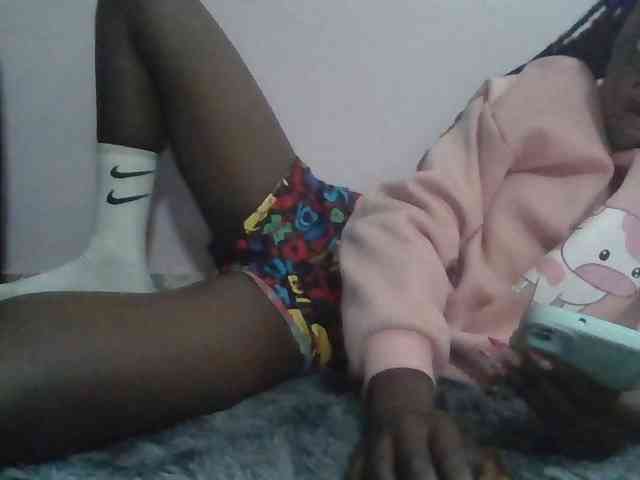 Sexyafricanah001 webcam