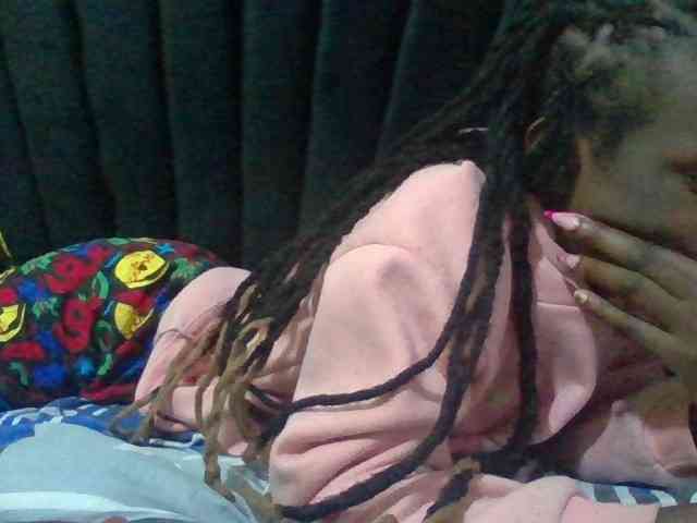 Sexyafricanah001 webcam