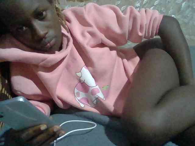 Sexyafricanah001 webcam