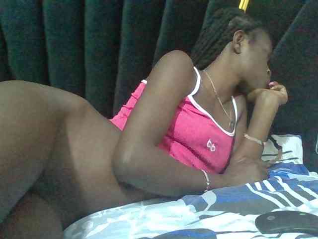 Sexyafricanah001 webcam