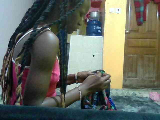 Sexyafricanah001 webcam