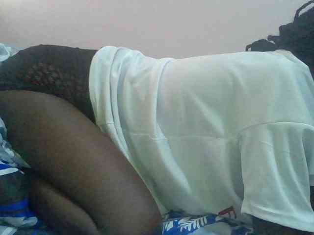 Sexyafricanah001 webcam