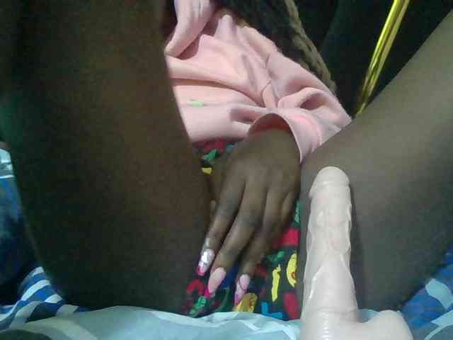 Sexyafricanah001 webcam
