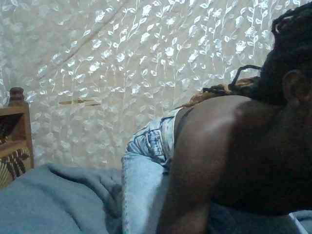 Sexyafricanah001 webcam