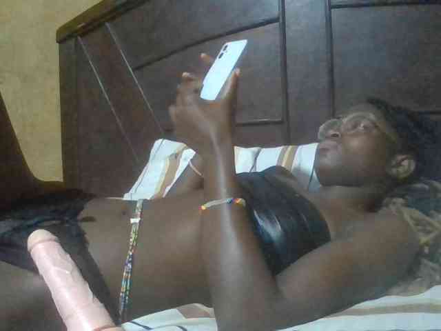Sexyafricanah001 webcam