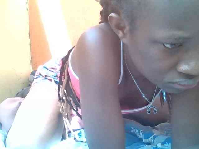 Sexyafricanah001 webcam