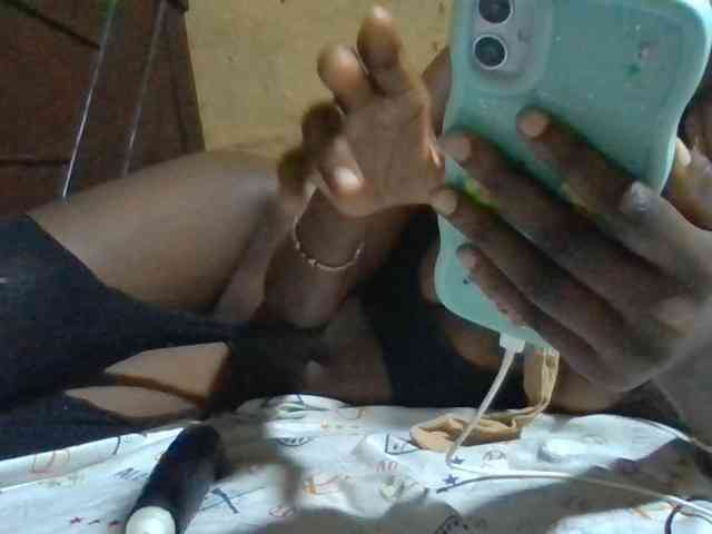 Sexyafricanah001 webcam