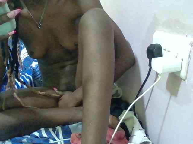 Sexyafricanah001 webcam