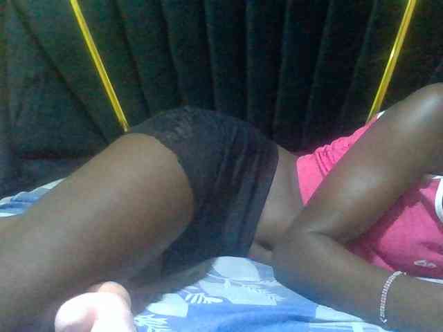 Sexyafricanah001 webcam