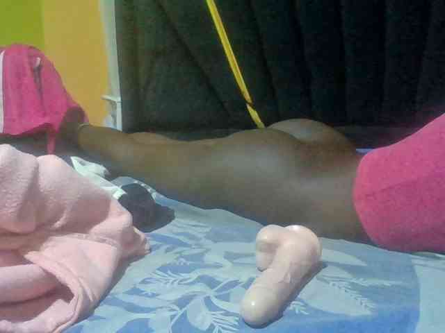 Sexyafricanah001 webcam