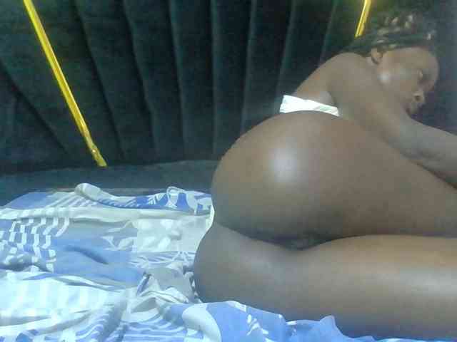 Sexyafricanah001 webcam