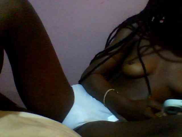 Sexyafricanah001 webcam