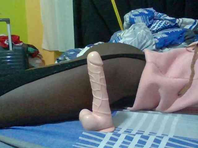 Sexyafricanah001 webcam