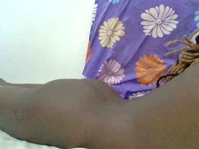 Sexyafricanah001 webcam