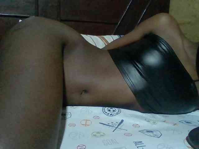 Sexyafricanah001 webcam