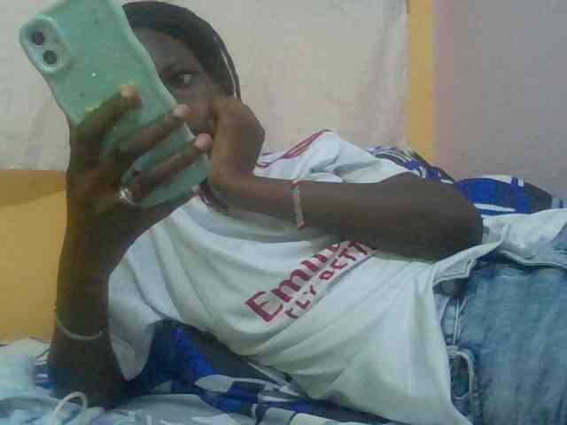 Sexyafricanah001 webcam