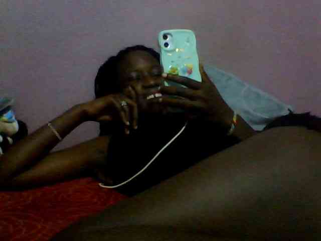 Sexyafricanah001 webcam