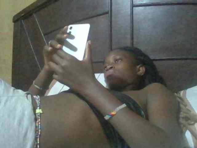 Sexyafricanah001 webcam