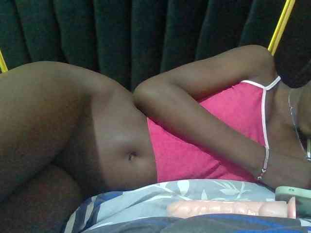 Sexyafricanah001 webcam