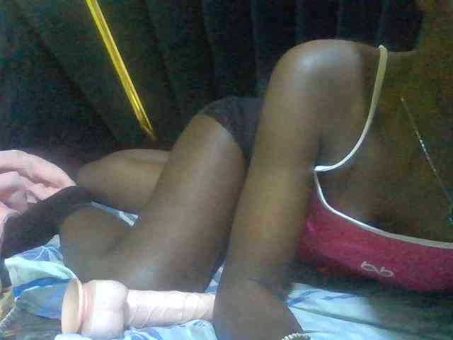 Sexyafricanah001 webcam