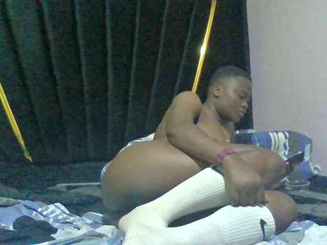 Sexyafricanah001 webcam