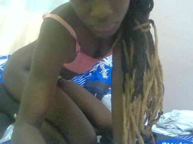 Sexyafricanah001 webcam