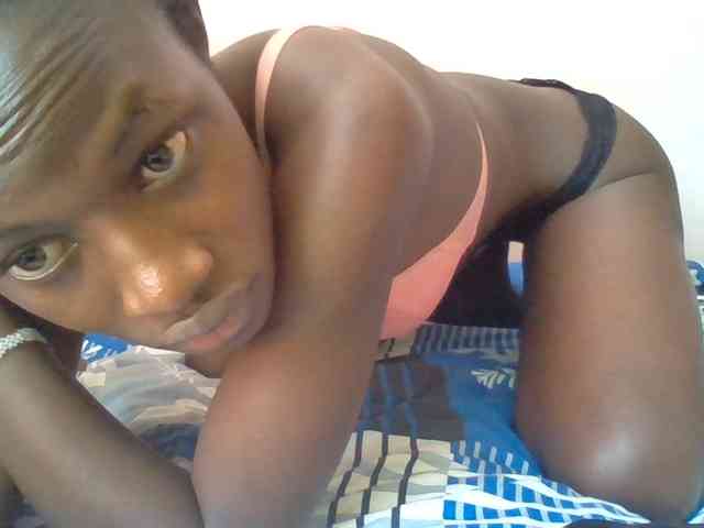 Sexyafricanah001 webcam