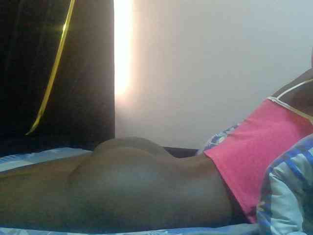 Sexyafricanah001 webcam