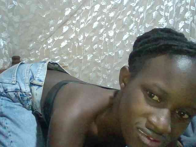 Sexyafricanah001 webcam
