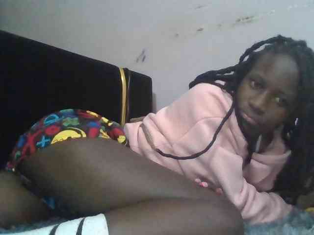 Sexyafricanah001 webcam