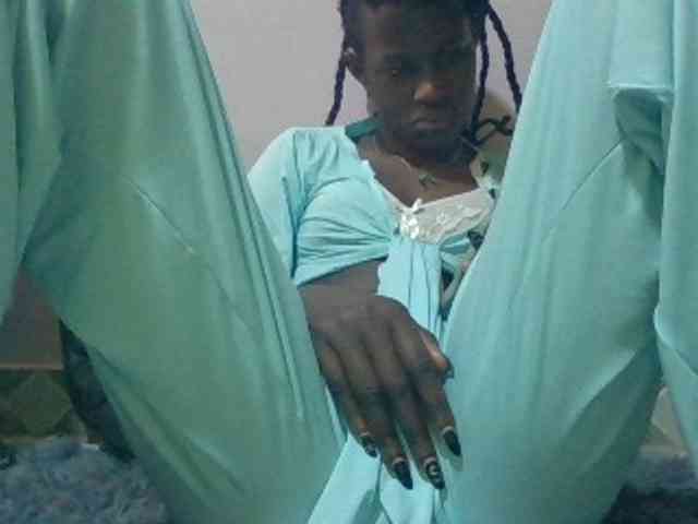 Sexyafricanah001 webcam