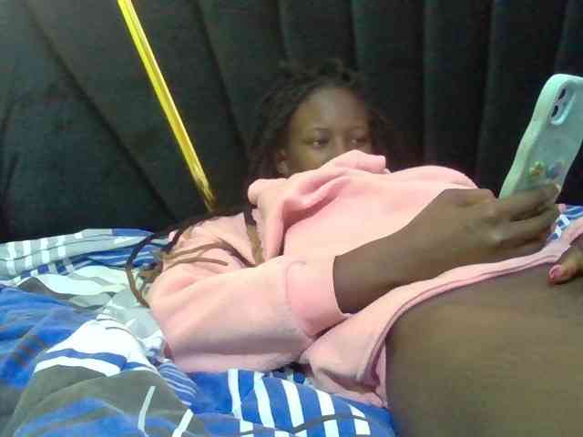 Sexyafricanah001 webcam