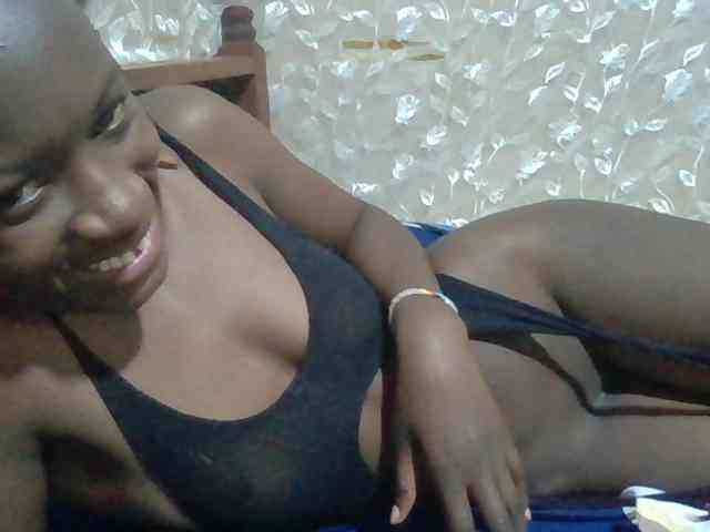 Sexyafricanah001 webcam
