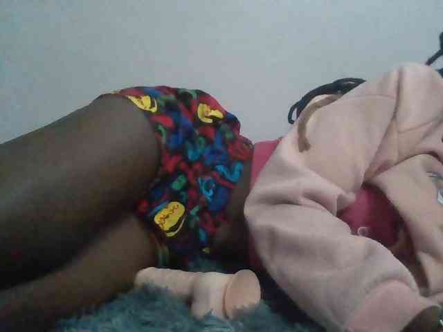 Sexyafricanah001 webcam