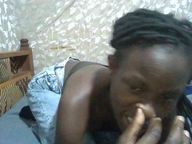 Sexyafricanah001 webcam
