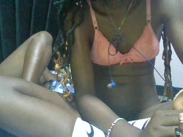 Sexyafricanah001 webcam