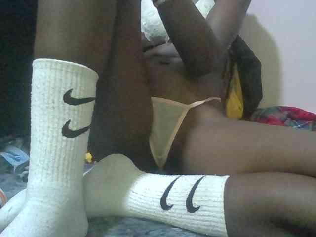 Sexyafricanah001 webcam