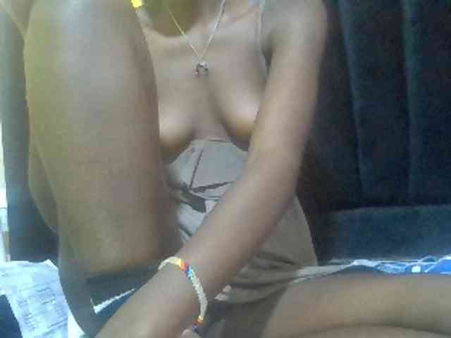 Sexyafricanah001 webcam