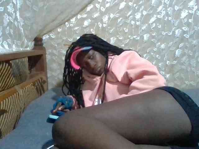 Sexyafricanah001 webcam
