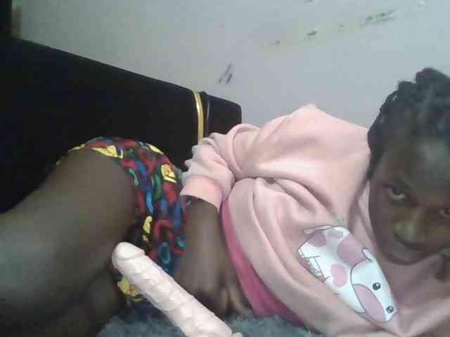 Sexyafricanah001 webcam
