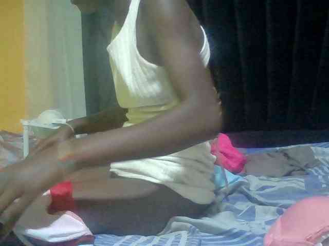 Sexyafricanah001 webcam