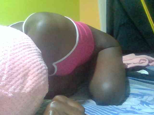 Sexyafricanah001 webcam
