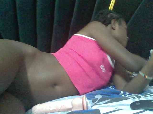 Sexyafricanah001 webcam