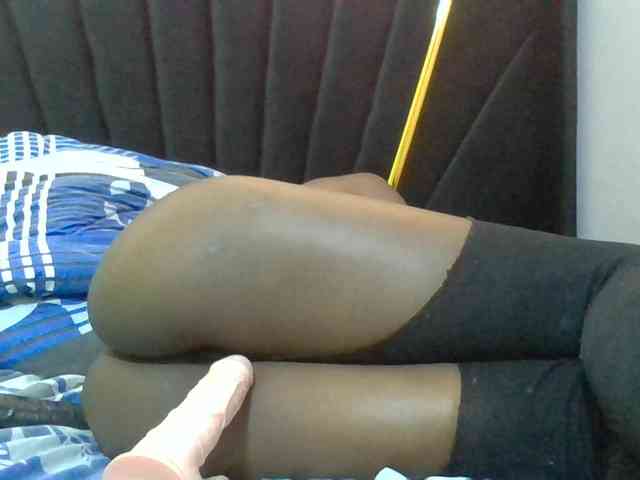 Sexyafricanah001 webcam