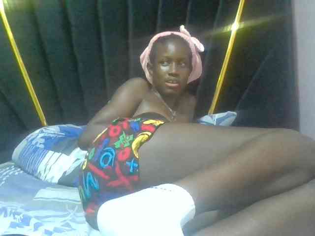 Sexyafricanah001 webcam