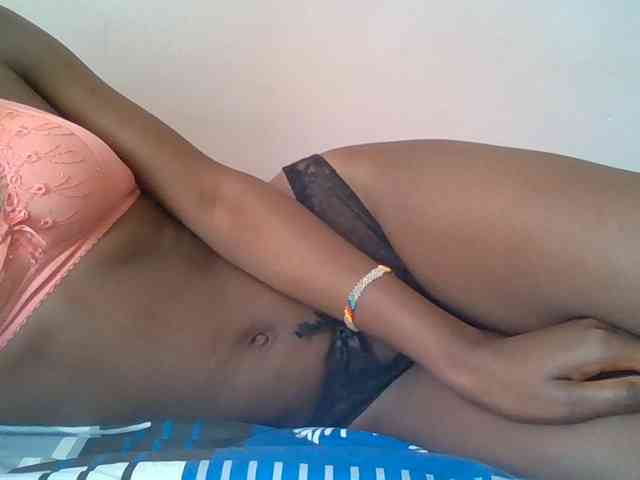 Sexyafricanah001 webcam
