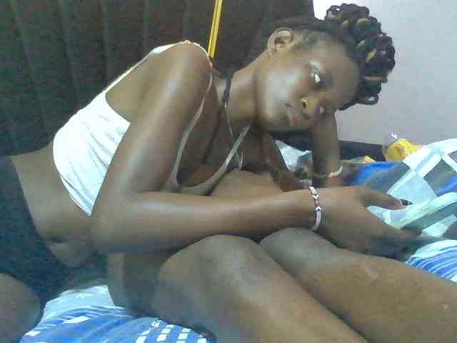 Sexyafricanah001 webcam
