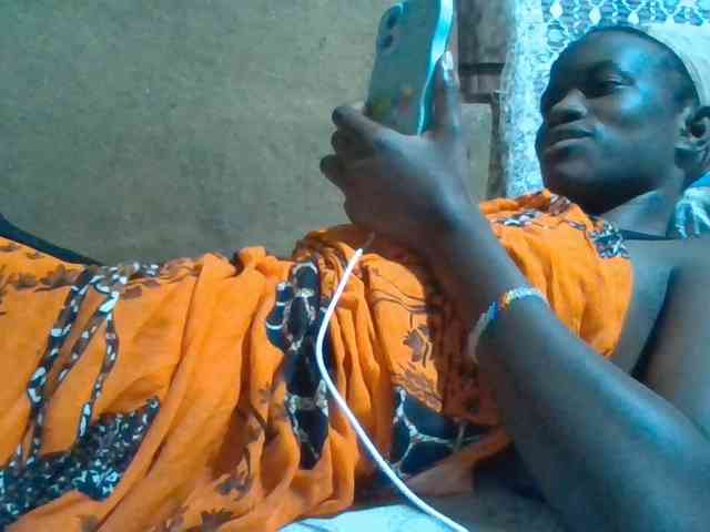 Sexyafricanah001 webcam