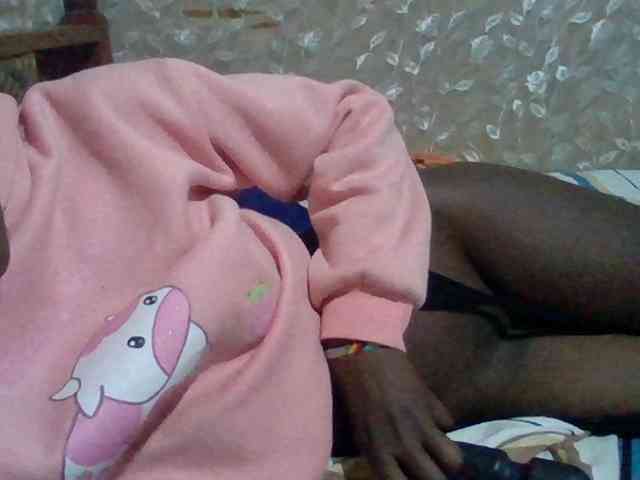 Sexyafricanah001 webcam