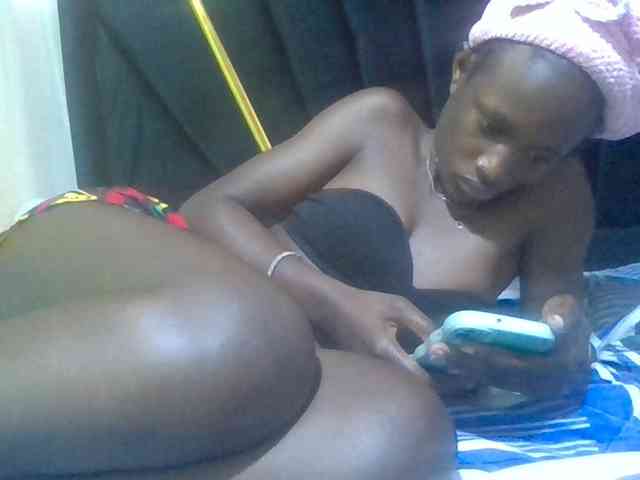 Sexyafricanah001 webcam